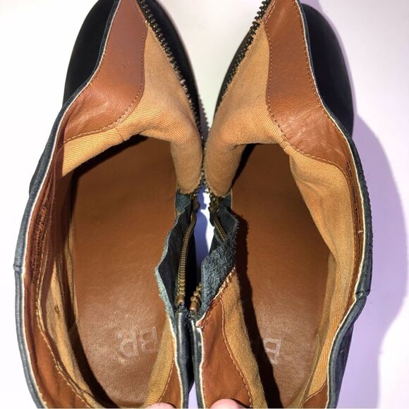 BP Lance Leather Block Heel Bootie - Picture 13 of 16